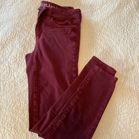 Size 4R American Eagle Maroon Jeggings - Picture 2 of 4